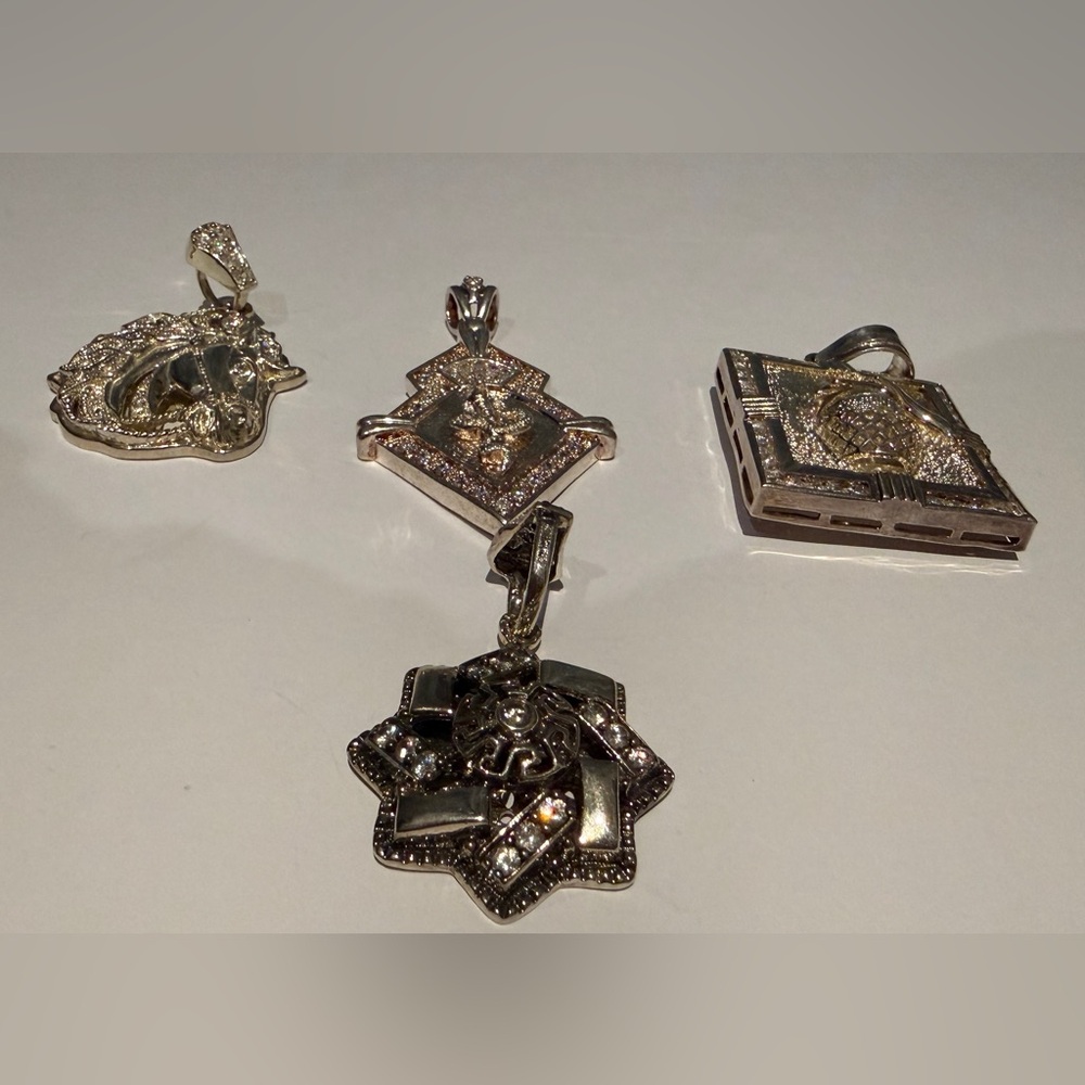 Chic Silver and Gold Pendant Collection